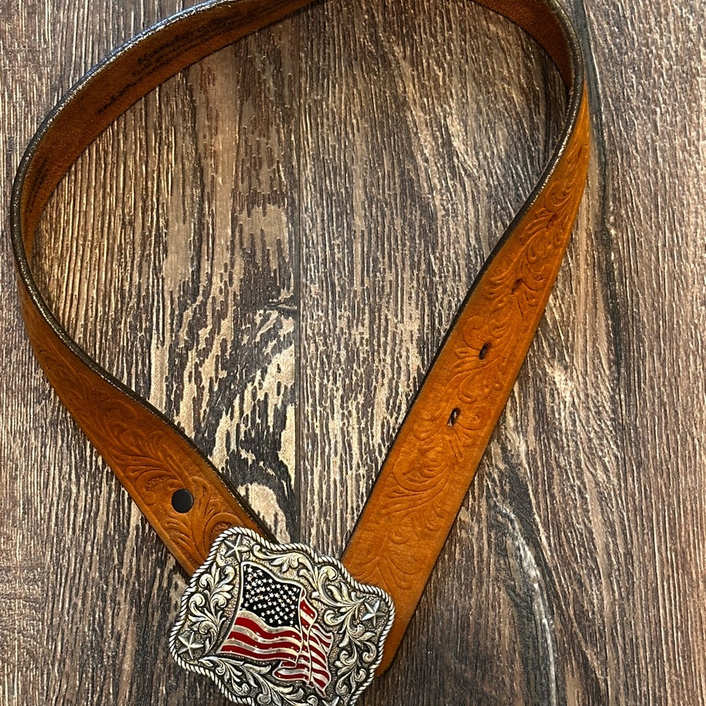 Boys size 3-6 Justin Boots genuine leather belt with Silver Buckle